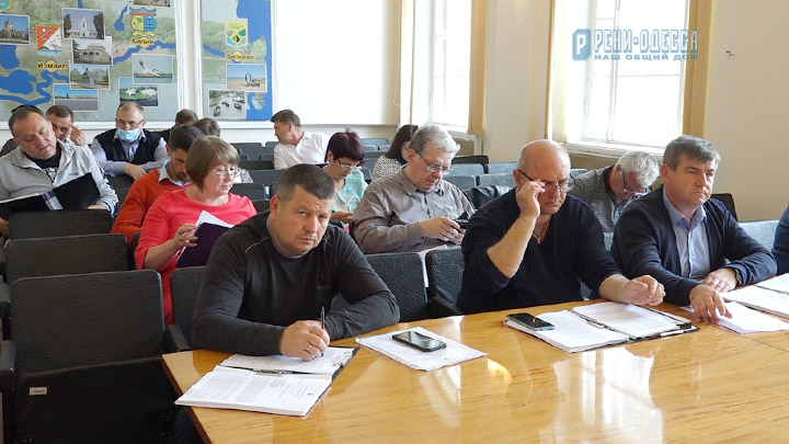 Рени, депутаты горсовета на сессии